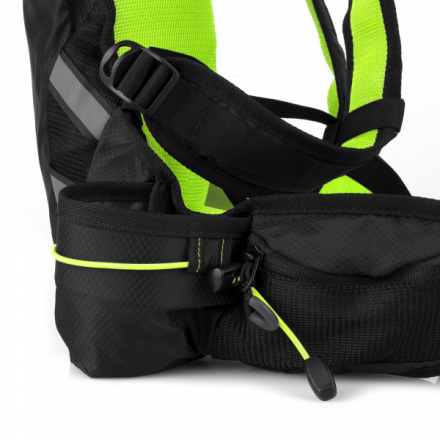 Spokey SPRINTER - Sportovní, cyklistický a běžecký batoh 5 l, zeleno/černý, voděodolný, K831780