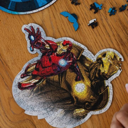 TREFL Wood Craft Origin puzzle Odvážný Iron Man 160 dílků 156008