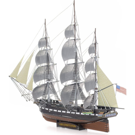 METAL EARTH 3D puzzle Premium Series: Loď USS Construction 157092