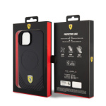 Ferrari PU Leather Bottom Carbon MagSafe Zadní Kryt pro iPhone 15 Plus Black, FEHMP15MPTEK