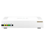 QNAP SD-WAN router QHora-321 (4jádrový procesor, 4GB DDR4 RAM, 6x 2,5GbE), QHora-321